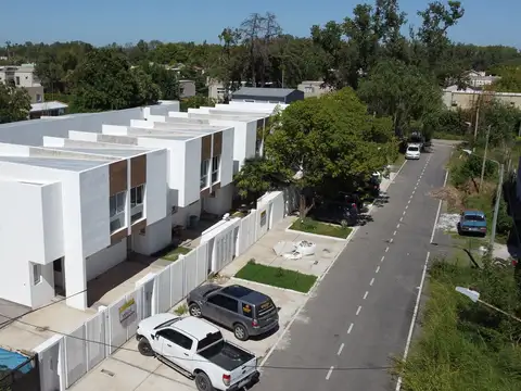 Departamento Dúplex  en Alquiler en Pilar, G.B.A. Zona Norte, Argentina