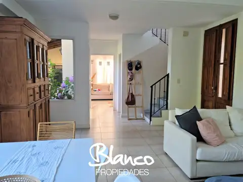 Casa en Alquiler en Los Pilares, USD 1.800