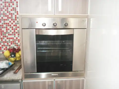 Galvan 3500, Piso 1