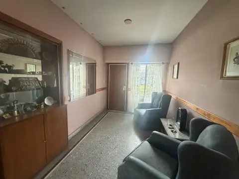 Casa en Venta en Adrogue, USD 195.000