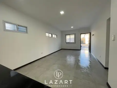 Depto Tipo Casa 2 ambientes con 1 baño