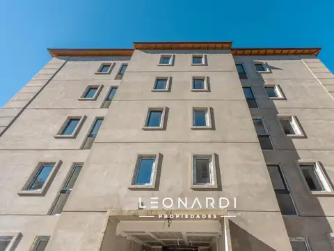 ALTOS LOS ROBLES - Depto 3 amb   jardín en venta | Loma Verde