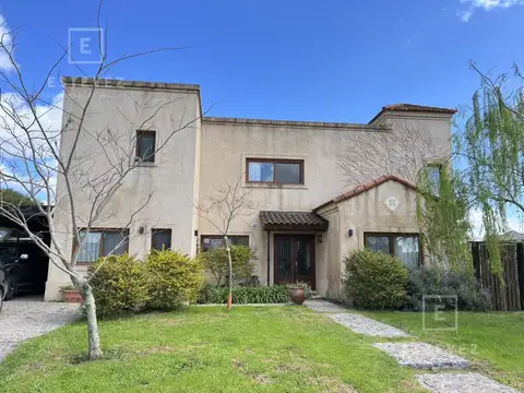 Casa en venta 3 dorm. dep. escritorio, pileta - Barrio Cerrado San Matías, Escobar