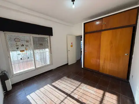 Depto Tipo Casa 4 ambientes con 1 baño