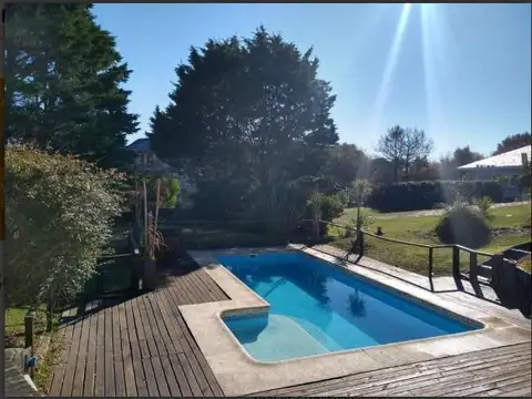 Casa en Alquiler Temporal con 1 cochera