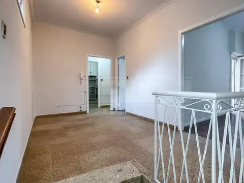Ugarte al 1500 entre Juan de Garay y Av. Maipu