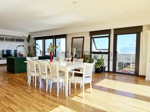 Departamento en Venta con 2 cocheras