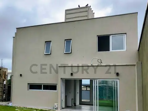 Venta de Casa Barrio Privado en Guaymallén