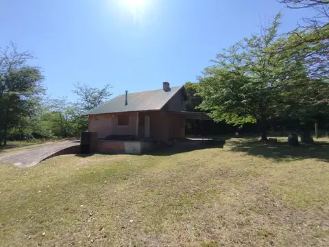 Casa 10 ambientes con 5 baños