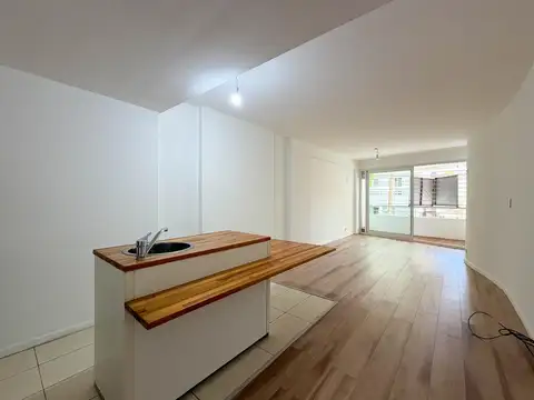 Monoambiente amplio en venta en barrio martin que es apto credito