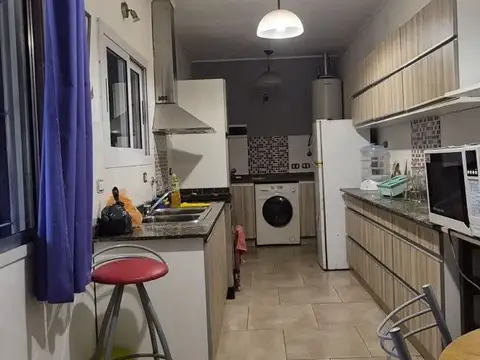 Venta de Casa 3 Ambientes en Villa Sarmiento, Morón