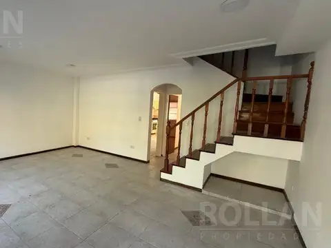 Casa en Alquiler en Villa Adelina, $ 2.300.000