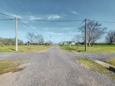 Terreno en Venta 27  mts Fondo