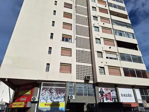 VENTA DPTO 2 DOR. AL FRENTE CALEF. RAD. CENTRICO