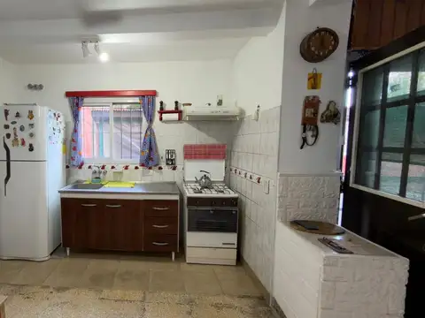VENTA CASA 3 AMB. BELLA VISTA C.COCHERA QUINCHO