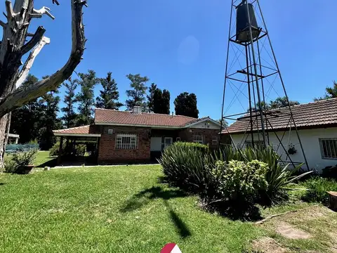 Casa 5 ambientes con 3 baños