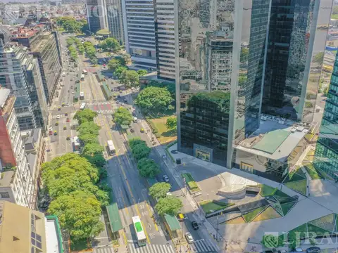 Avenida Leandro N. Alem 800