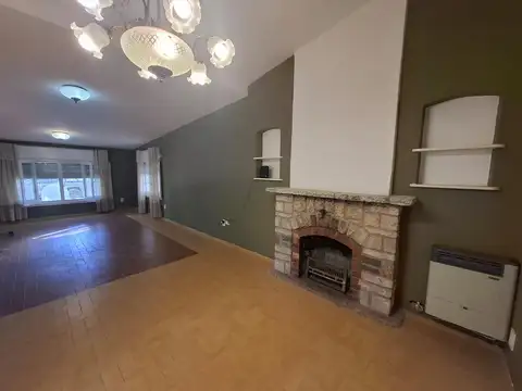 Casa en Alquiler de 5 dormitorios