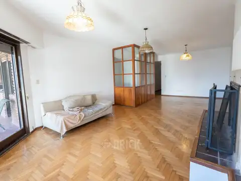 Depto Tipo Casa en Venta 45 años