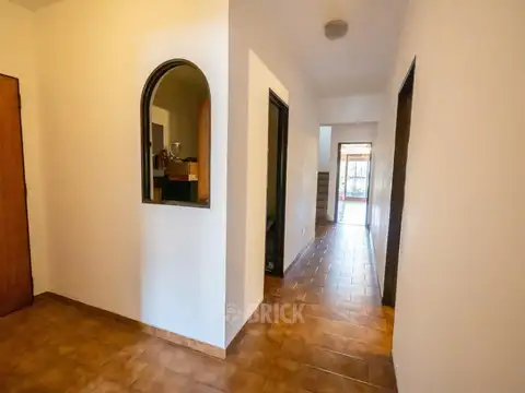 Depto Tipo Casa 5 ambientes con 4 baños