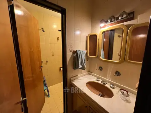 Depto Tipo Casa en Venta con 2 cocheras