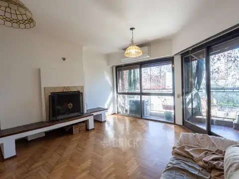 Depto Tipo Casa en Venta con 2 cocheras