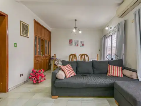 Depto Tipo Casa en Venta de 3 dormitorios