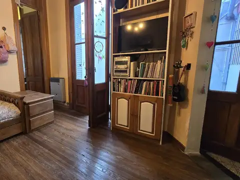 VENTA - CASA 3 AMB EN LOTE PROPIO - BOEDO - PATIO CENTRAL Y TERRAZA