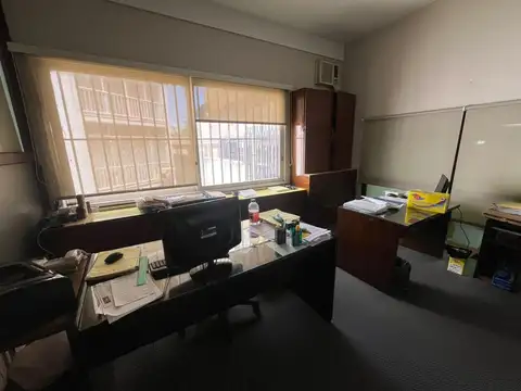 Adrogue centro venta oficinas 300 m2 en block o separadas