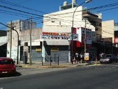 Local en Alquiler Via Pública