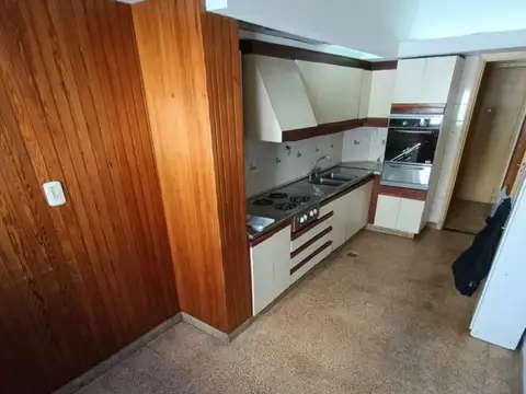 Echeverria 200, Piso 2