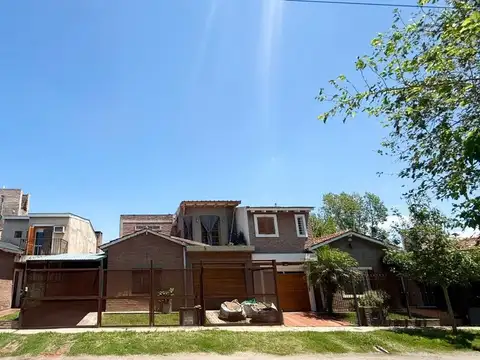 OPORTUNIDAD CASA EN ZONA VALLE ESCONDIDO