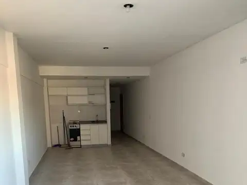 Llerena 3100, Piso 4°