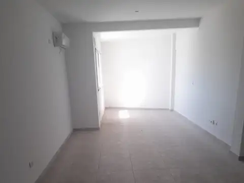 Llerena 3100 , Piso 4