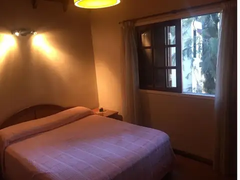 F. Esquiu 1200- S. A de Padua