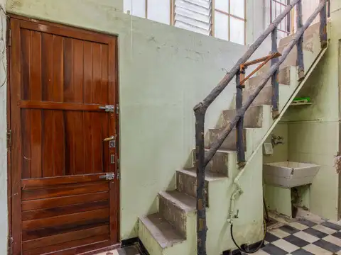 Venta. PH 4 ambientes. Terraza. Patio. A reciclar. Colegiales