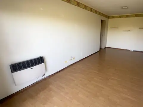 Departamento en Venta en Parque Chacabuco, USD 87.000