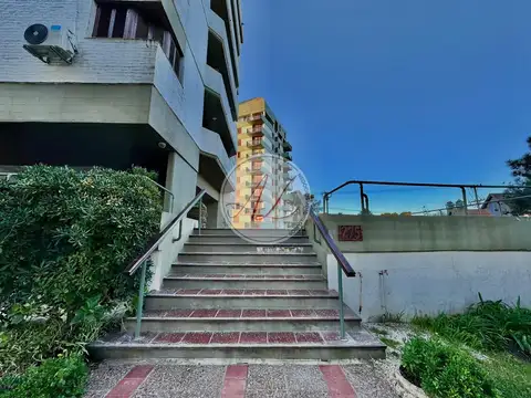 De Las Artes 100, Piso 3