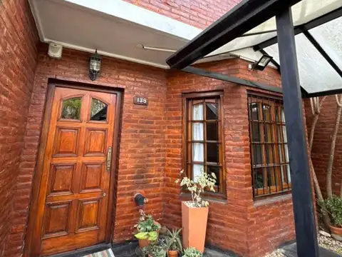 Depto Tipo Casa en Venta de 4 ambientes