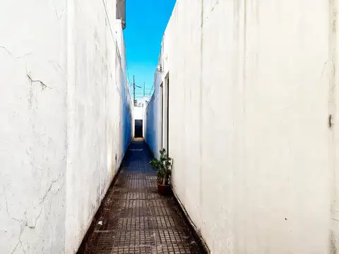 Depto Tipo Casa en Venta de 3 ambientes