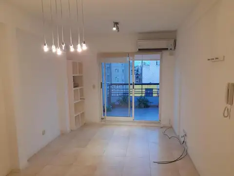 Rio de Janeiro 600, 8º Piso