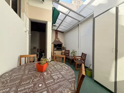 Depto Tipo Casa en Venta 50 años