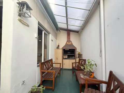 VENTA PH - 2AMB - C/PATIO Y PARRILLA -  VILLA URQUIZA