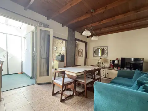 VENTA PH - 2AMB - C/PATIO Y PARRILLA -  VILLA URQUIZA