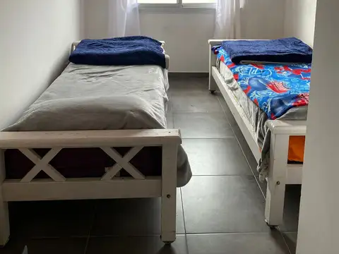 duplex muy luminoso, centrico, dos dormitorios