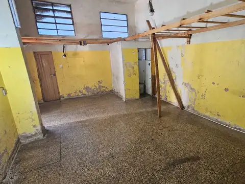 Local en Alquiler 66 años