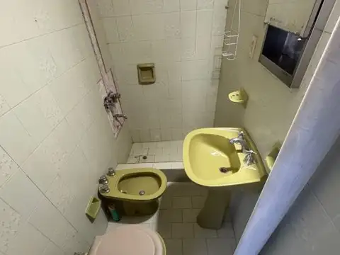 PH de 3 Ambientes, Levalle 1859 Banfield.