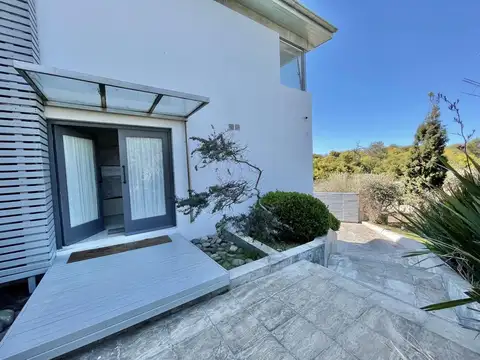 Casa en Alquiler Temporal en Carilo, USD 24.000