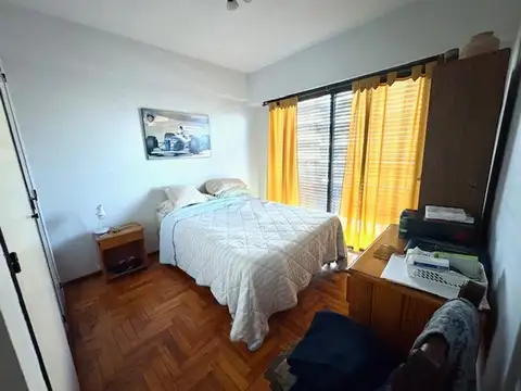 4 AMBIENTES C/ DEPENDECIA CON BALCON TERRAZA 