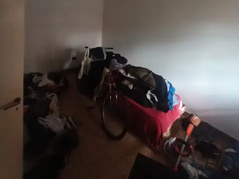 Casa 3 amb. Sobre lote de 10 x 35 mts